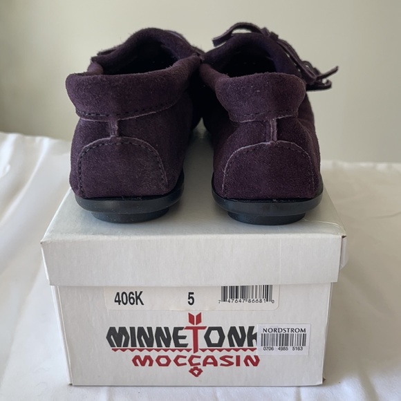Women’s Minnetonka moccasins size 5 - Picture 2 of 5